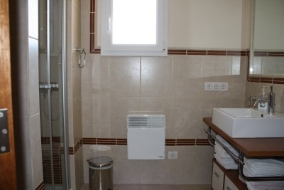 Casa de vacaciones Granada: baño en la plata baja Casa de vacaciones Granada: baño en la plata baja